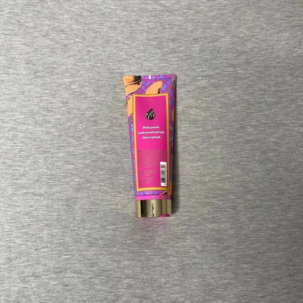 Victoria's Secret Limited Edition Peach Squeeze Full Size Body Lotion